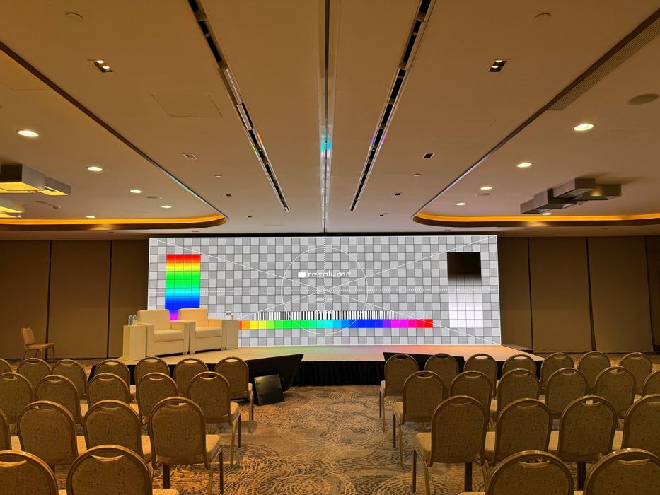 Аренда кресел для конференции