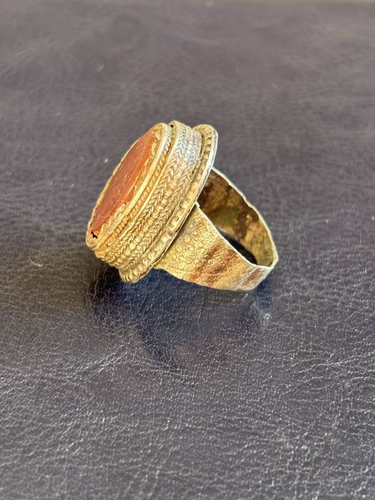 Старинное кольцо