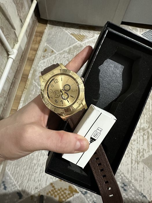 Продам часы зажигалку