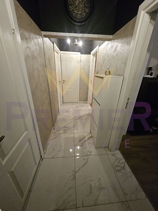 Продава се Тристаен апартамент в София, Бъкстон - 90 кв.м за 2250 €/кв.м - Снимка #8