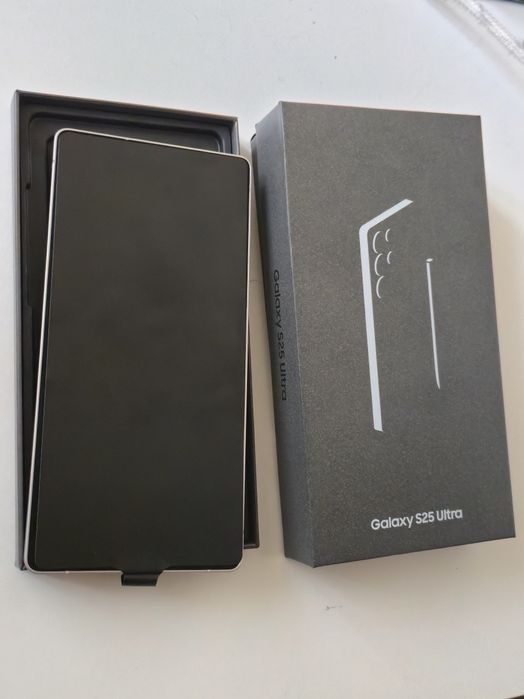 Vand/schimb Samsung S25 Ultra 512gb  Nou