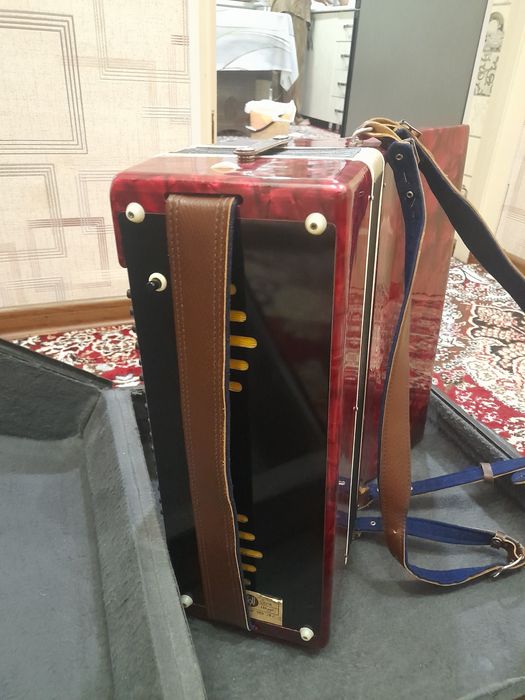 Akardion sotiladi holati zo'r aybi yo'q kelib tekshirib olasiz