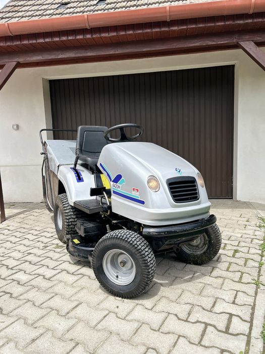 Tractoras Gazon 18 cp motor Honda 2 cilindri