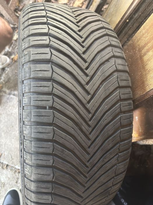Автомобилни гуми MICHELIN CROSSCLIMATE 2 SUV 225/50R18