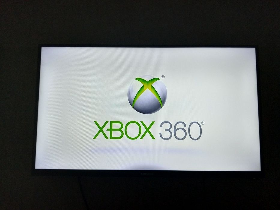 Xbox 360 в хорошем состоянии
