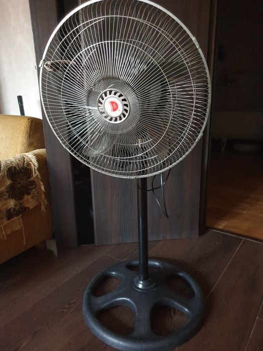 Продается вентилятор.