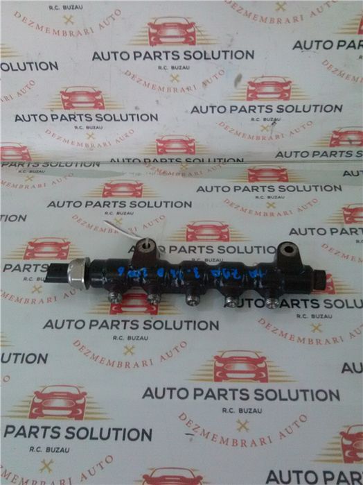 Rampa injectoare 1.6 D mazda 3 an fabr.2006