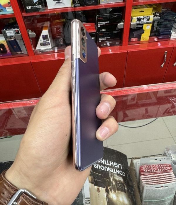 Samsung s21 256 gb srochno sotiladi
