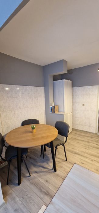 Inchiriez apartament 2 camere, Ostroveni