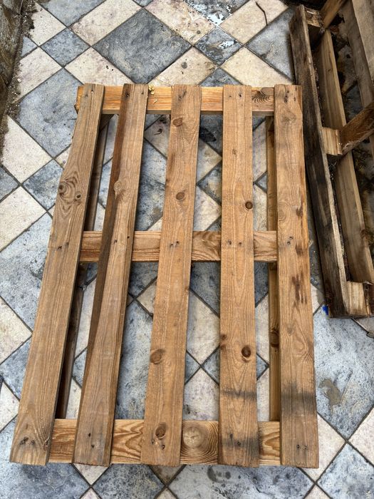 Поддоны деревянные.