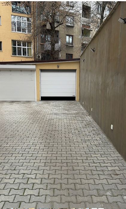 Продава се Гараж / Паркомясто в София, Център - 38 кв.м за 6 €/кв.м - Снимка #8