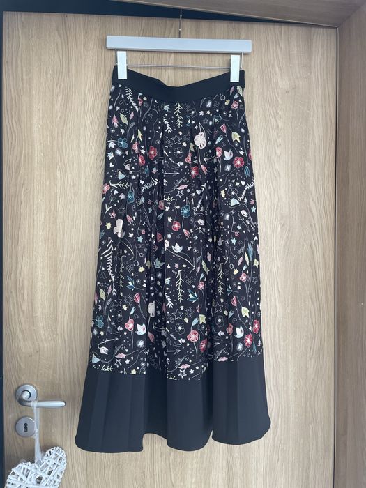 Elisabetta Franchi Поличка