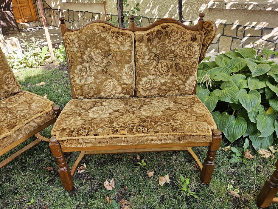 Старинен страхотен  комплект