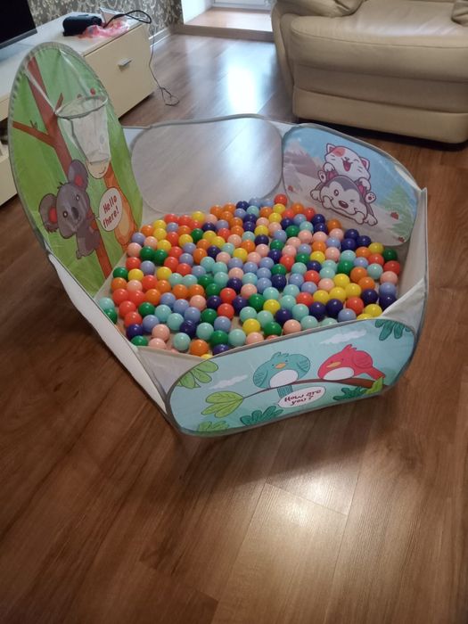 Детские игрушки манеж