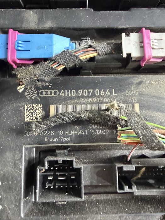 BCM / комфорт модул Audi  A4 A5 A6 A7 A8 Q5 VW Touareg Porsche Nissan