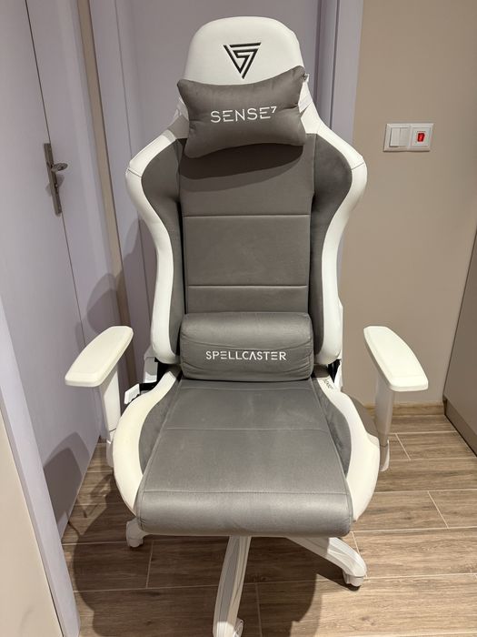 Стол SENSE7 Spellcaster