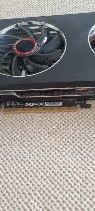 Placă video XFX Radeon