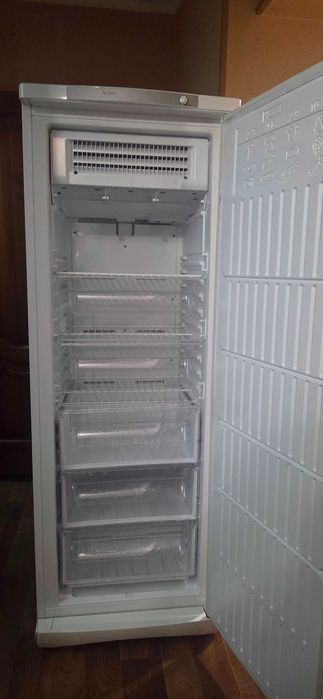 Морозильник Indesit No Frost