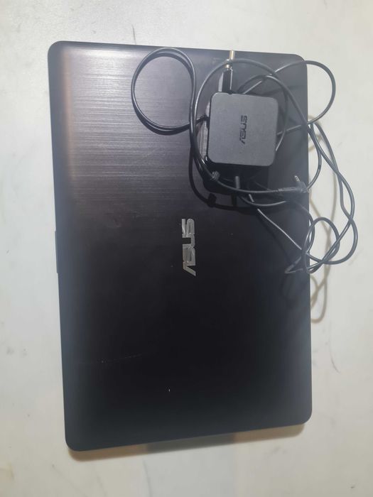 Ультрабук Asus 4ядра/Ssd
