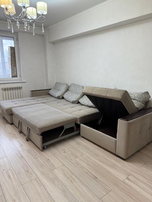 Продам Диван в хорошем состоянии