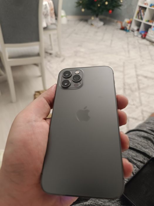 iPhone 12 pro 256 Гб 100%