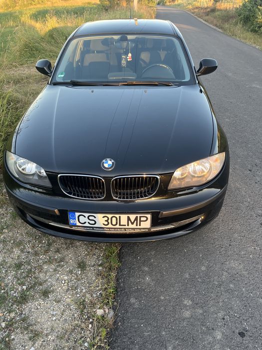 Vand bmw seria 1 an 2009