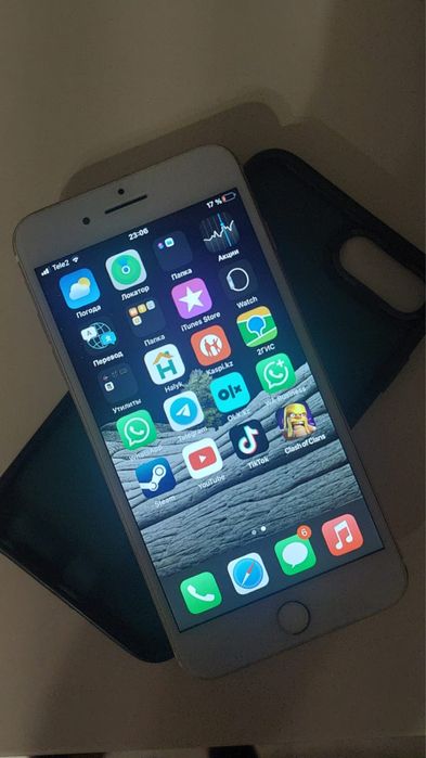 Продам  iphone 7 plus