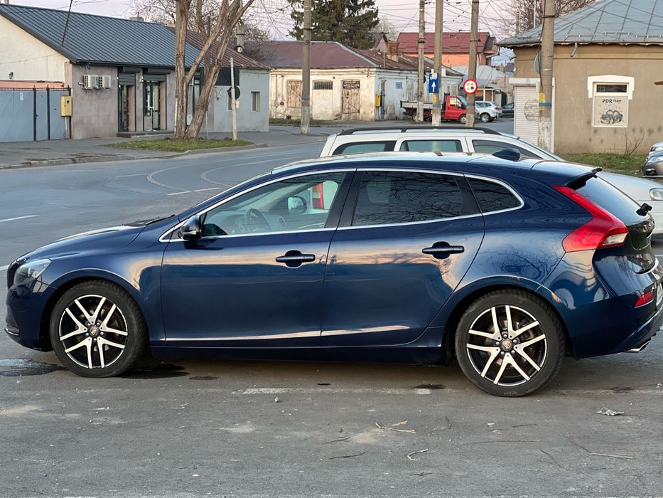 Volvo v40 d2 oceane race