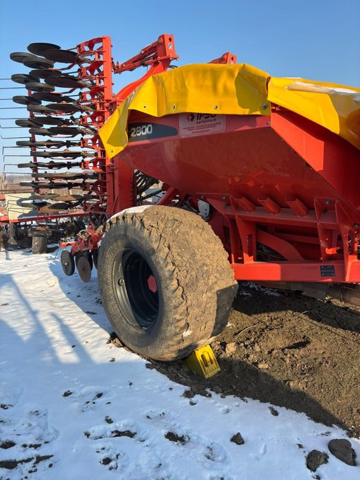 Vând semănătoare kuhn