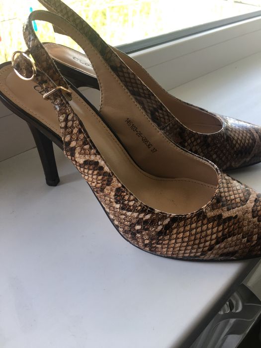 Босоножки Clothilde