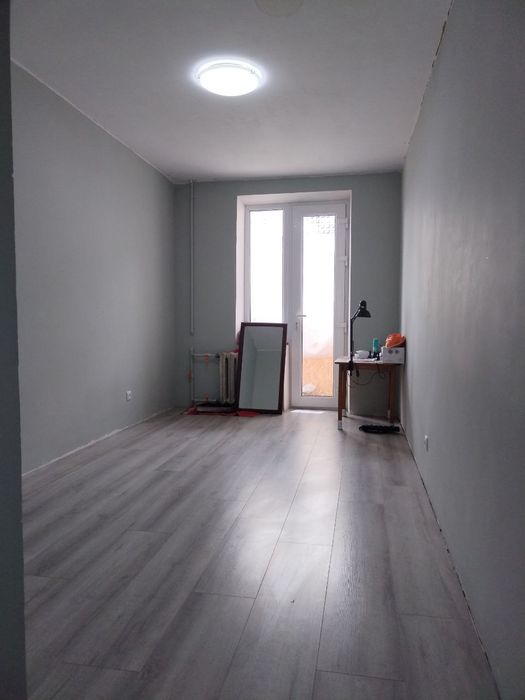 Продаётся 5 ком квартира в центре города Навои.