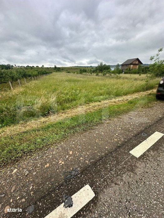 Teren intravilan pentru investit 5200 mp