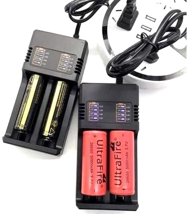 Incarcator Dublu priza 220V Smart acumulator 26650 18650 16340 14500