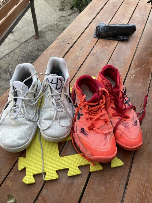 кроссовки найк и асикс