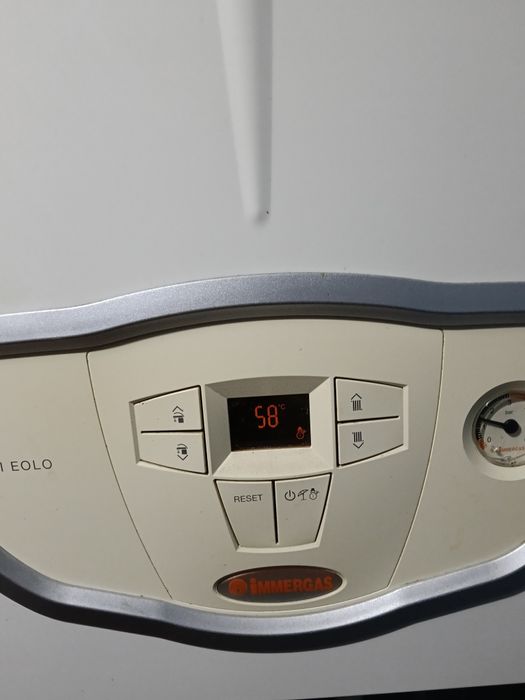 Vând centrala immergas Eolo mini 24