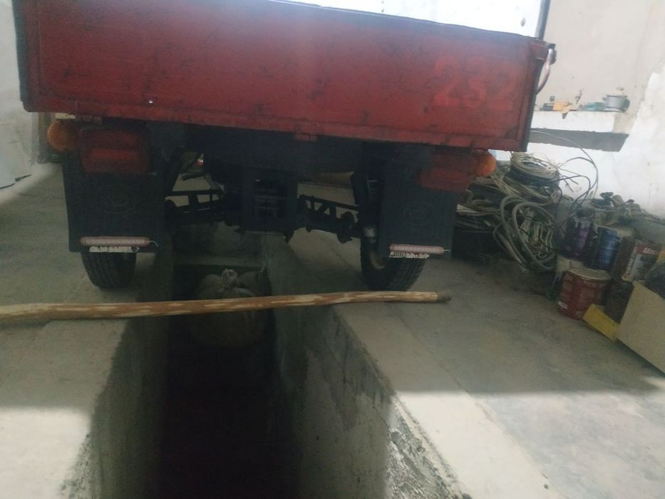 "Муравей" sotiliyapti