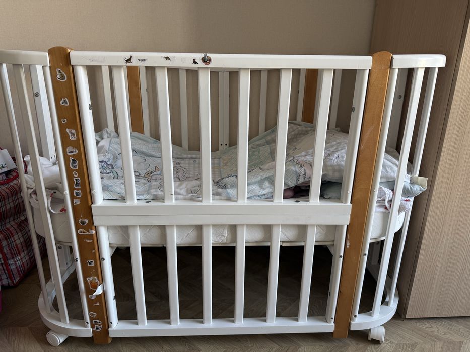 Продам детскую кроватку