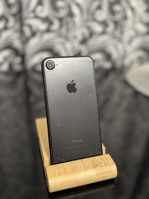 Telefon iPhone 7 Negru