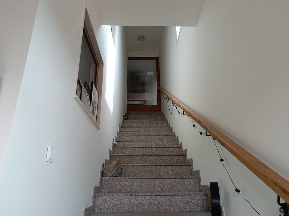 Дава се под наем Къща в Варна, Център - 330 кв.м за 1500 € - Снимка #8