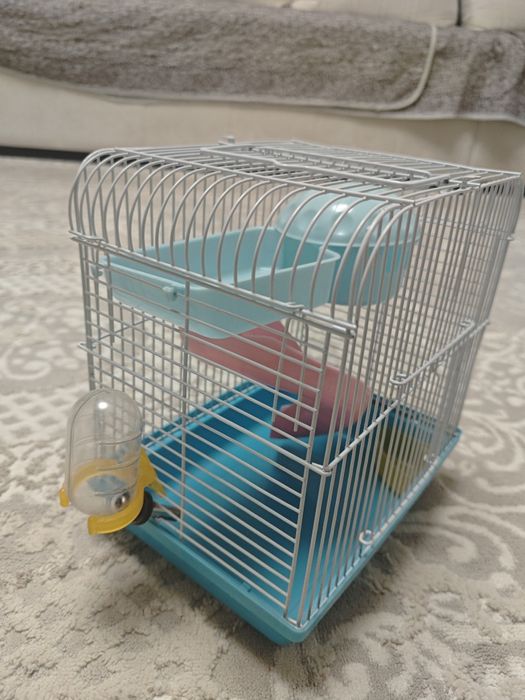 Продам клетку для хомячка