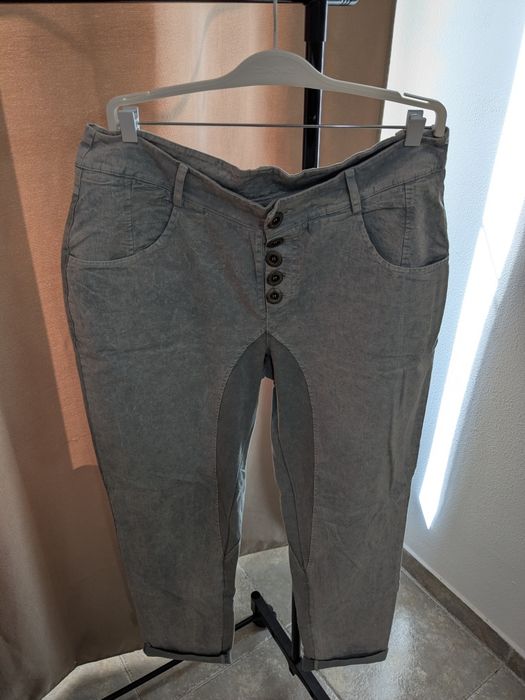 Дамски дрехи, всички за 85лв.