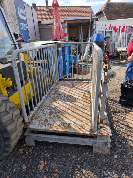 Vând cantar pentru animale