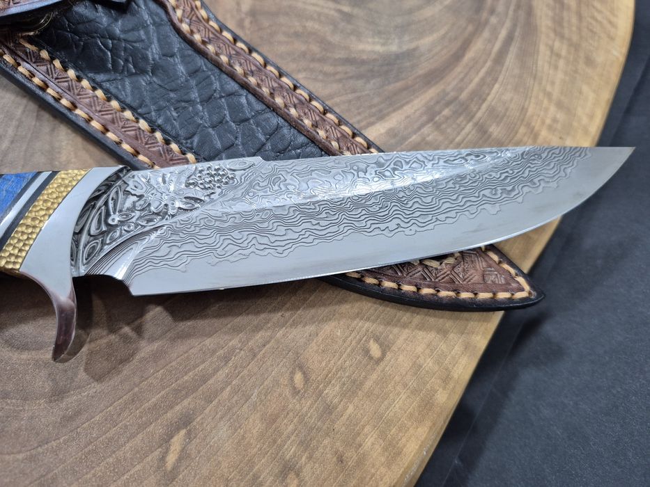 Ръчно изработен ловен нож дамаска стомана с кожена кания LN432