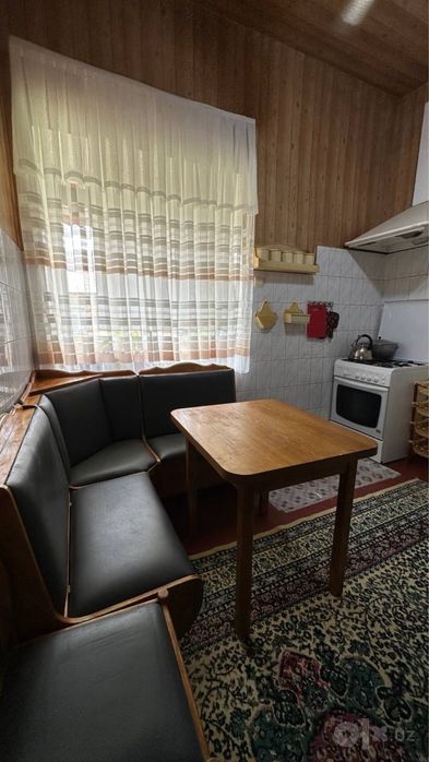 3 xonali kvartira sotiladi