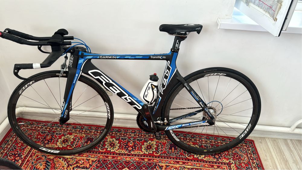 Разлелочный велосипед felt