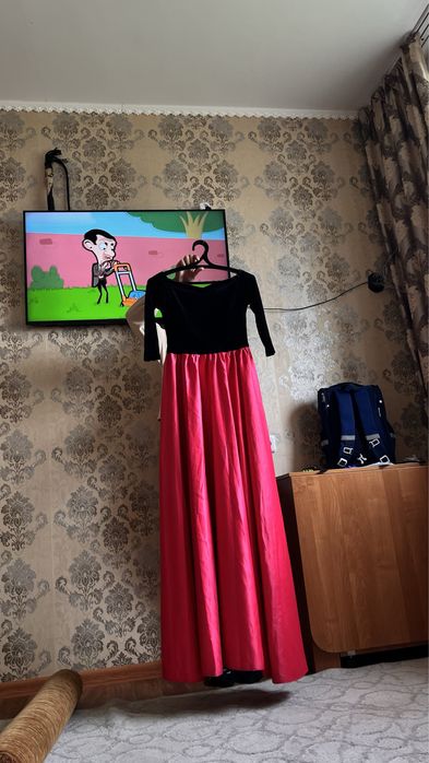 Киімдер арзан бағада сатылады