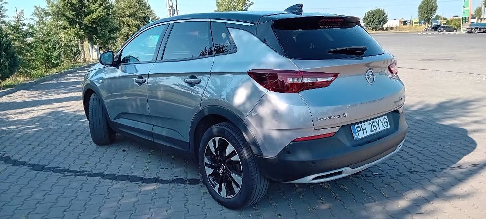 Opel Granland X 2021