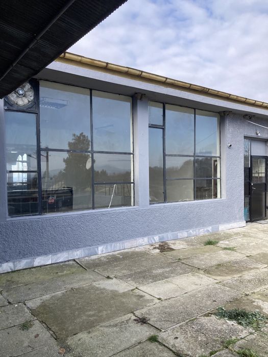 Склад/ Работилница/Производствено помещение 260м² с. Звезда общ.Попово