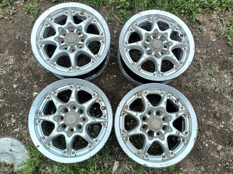 Продам легкосплавные диски на ВАЗ