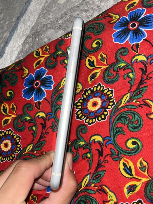 Iphone XR сатылады